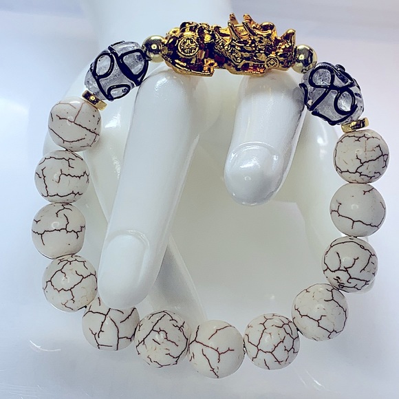 MAGNESITE & PIXIU DRAGON  NATURAL BRACELET size 7” - Picture 3 of 7